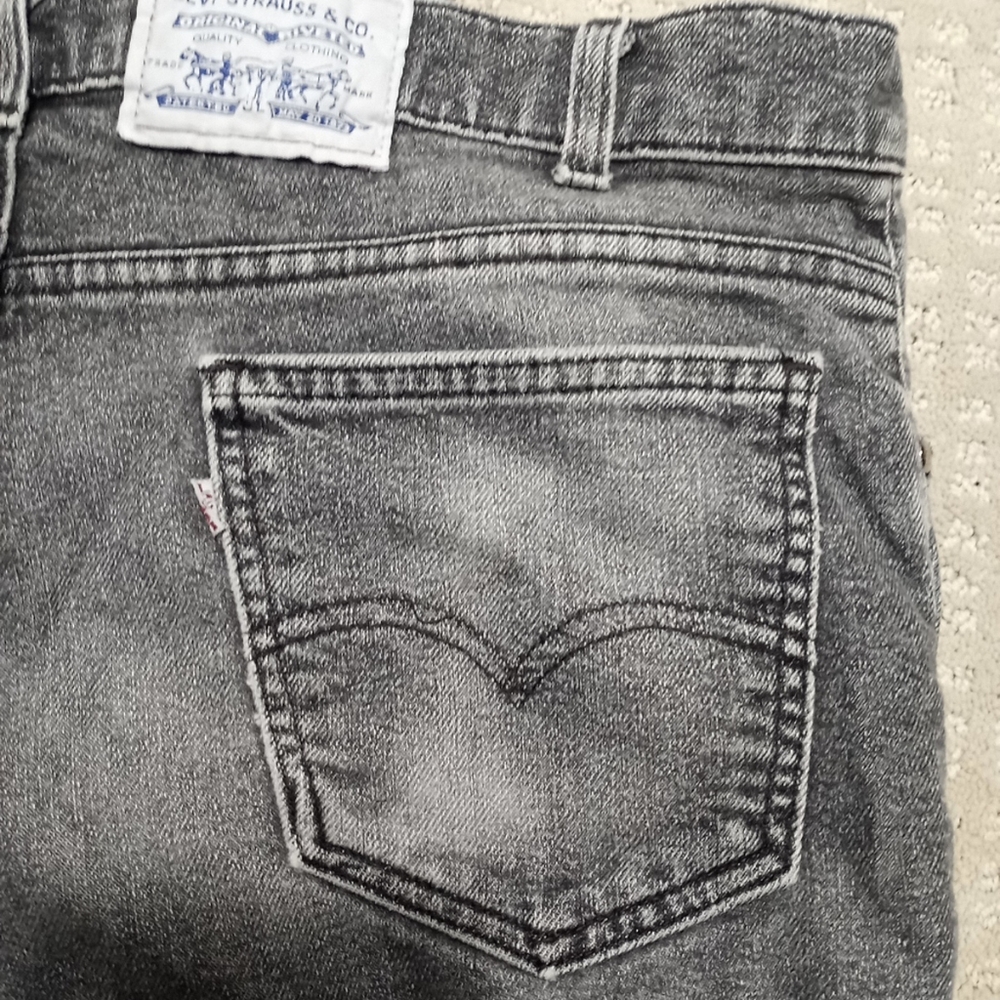 Vintage Levi's Relaxed Fit Straight Leg Faded Black Denim Jeans Mens Size 38×30 - Picture 9 of 11